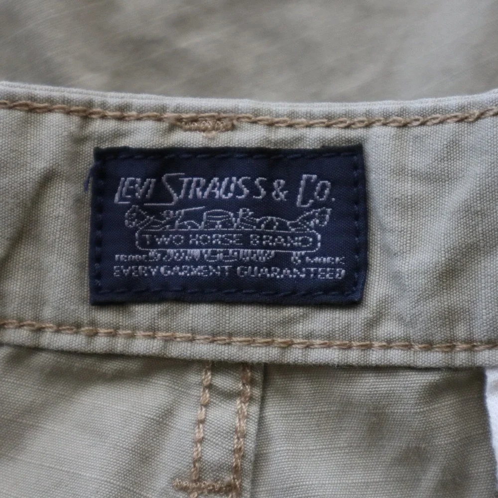 Levi's‎ Shorts Mens 30 Ripstop Cargo Flap Pocket Outdoor Casual Cotton Beige
